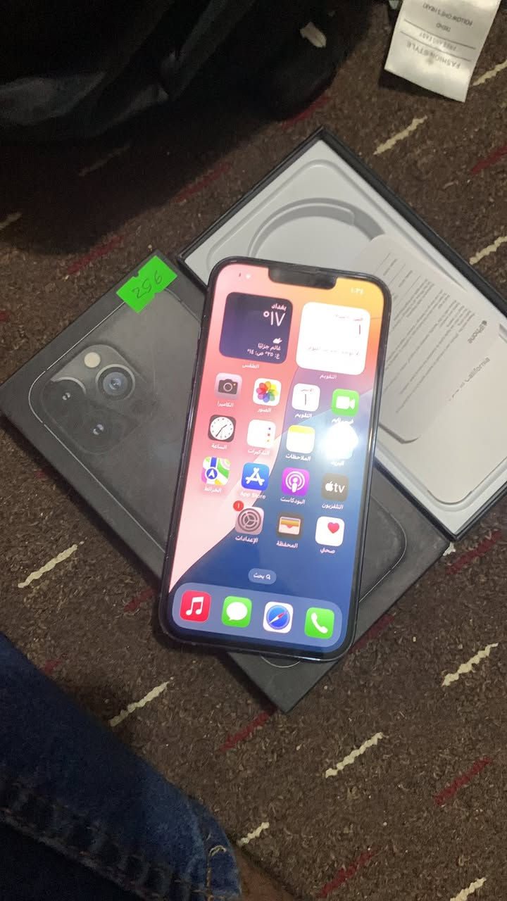 من رخصه الدمن-ايفون ١٣برو فقط برو  بيه خلل بل كامره بؤرتيه تشتغل اماميه تشتغل فقط العاديه ما تشتغل سعره ٤٦٠الف مكاني ناصريه الي شراي متواجد خاص وهاد رقمي ***********ادمن وافق محتاج فلوس ولعباس وعدي عمليه
