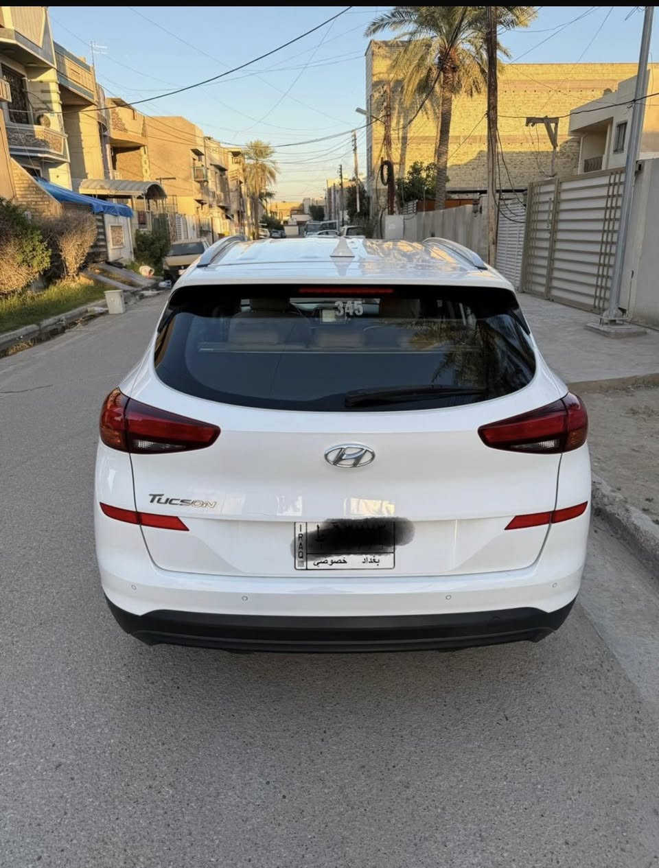 السلام عليكم عندي توكسان خليجي. موديل ٢٠١٩   السياره مكفوله كفاله  عامه خليه من الضرر والضربه. ماشيه السياره ٩٧ الف مشيه حقيقي  مواصفاتها 
بصمه عدد اثنين 
كراسي كهرباء عدد. اثين 
شاشه كامره خلفيه 
حساس خلفيه 
٥ ويل كب. اصلي 
قماره حديد 
٣ عدسات 
محرك ٢٠٠٠ 
السياره جديد مكان السياره. بغداد. الغزاليه  الاتصال على الرقم ***********
