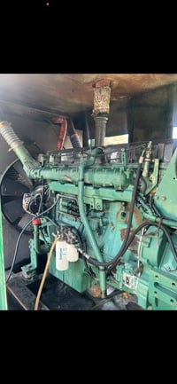 مولدة فالفو 16 د حجم 141 بنته kav 550 غير مستخدم في العراق مكفولة كفال...