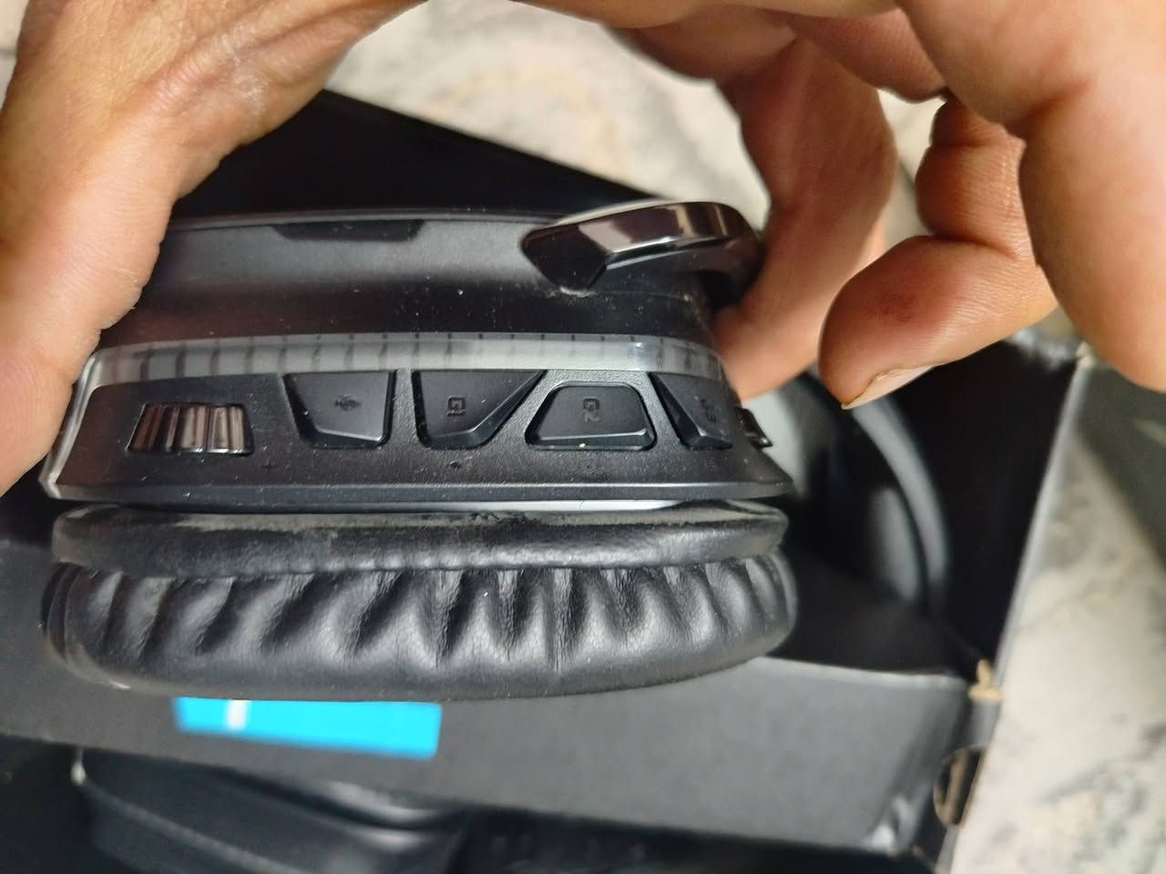 سماعه لوجتك  نقص. بس دنكل جديده  قيم وبالعافيه عليك مكان بغداد المشتل متوفر توصيل جميع المحافظات ٥


**إذا كنت صاحب هذا الإعلان وتريد حذفه لأي سبب، رجاءا أرسل رسالة إلى الدعم الفني**