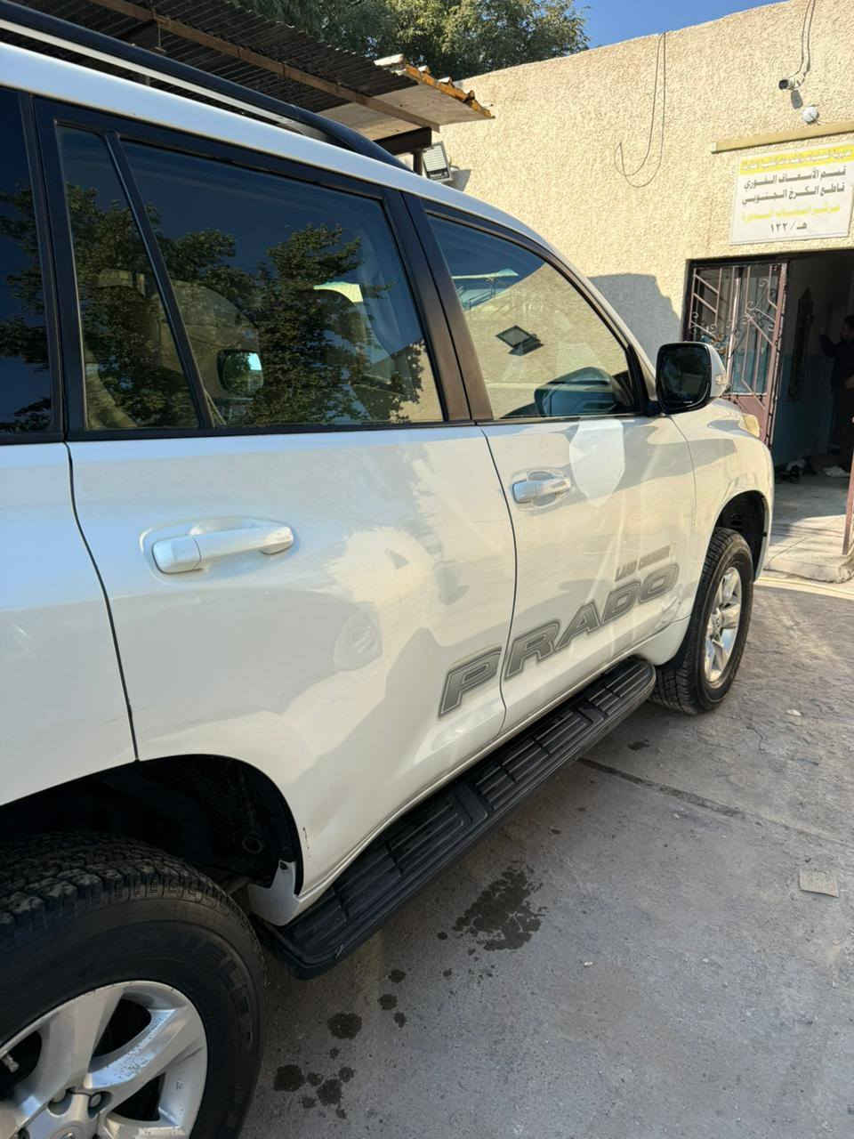 برادو 10 اربعه سلندر رقم 📱 اربيل الجديد  مكفوله من الضربه والصبغ بيه طخه زغير فقط مقدار شبر محرك وكير مكفولات كفاله عامه كشنات جلد اصلي تخم تاير جديد صدر جديد بغداد الدوره يم كلية دجله اتصل واتساب واتساب ***********
