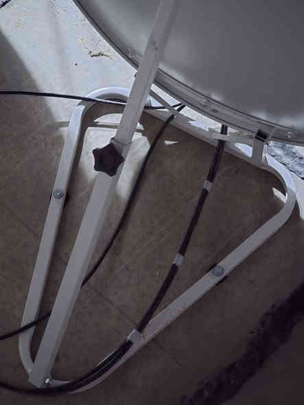 تنصيب صحنين نايلسات بعمل احترافي متقن

تثبيت الصحن براغي 

للتنصيب الاتصال داخل النجف 

***********
