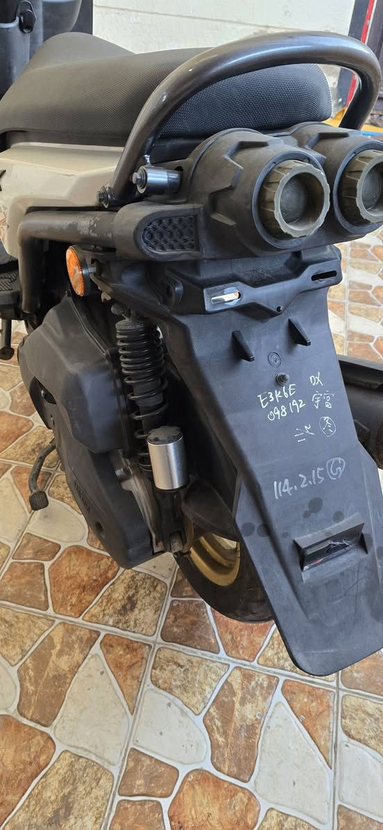 سكنس جبلي حاوية نضيفة انضف من الصور مستخدمة بس ٥٠٠ كيلو 
***********
