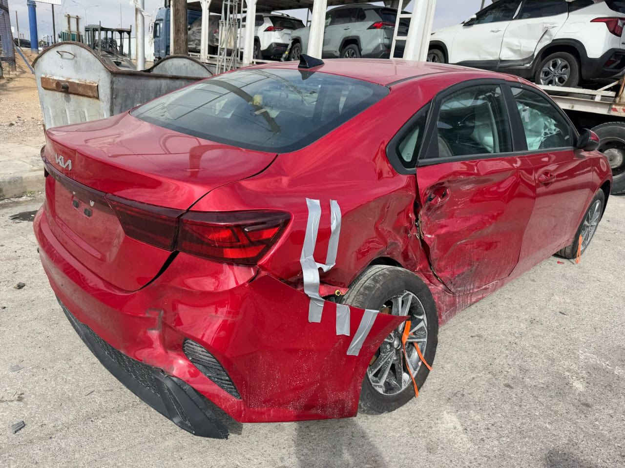 السلام عليكم فورتي للبيع السعر 165 الاتصال ***********
