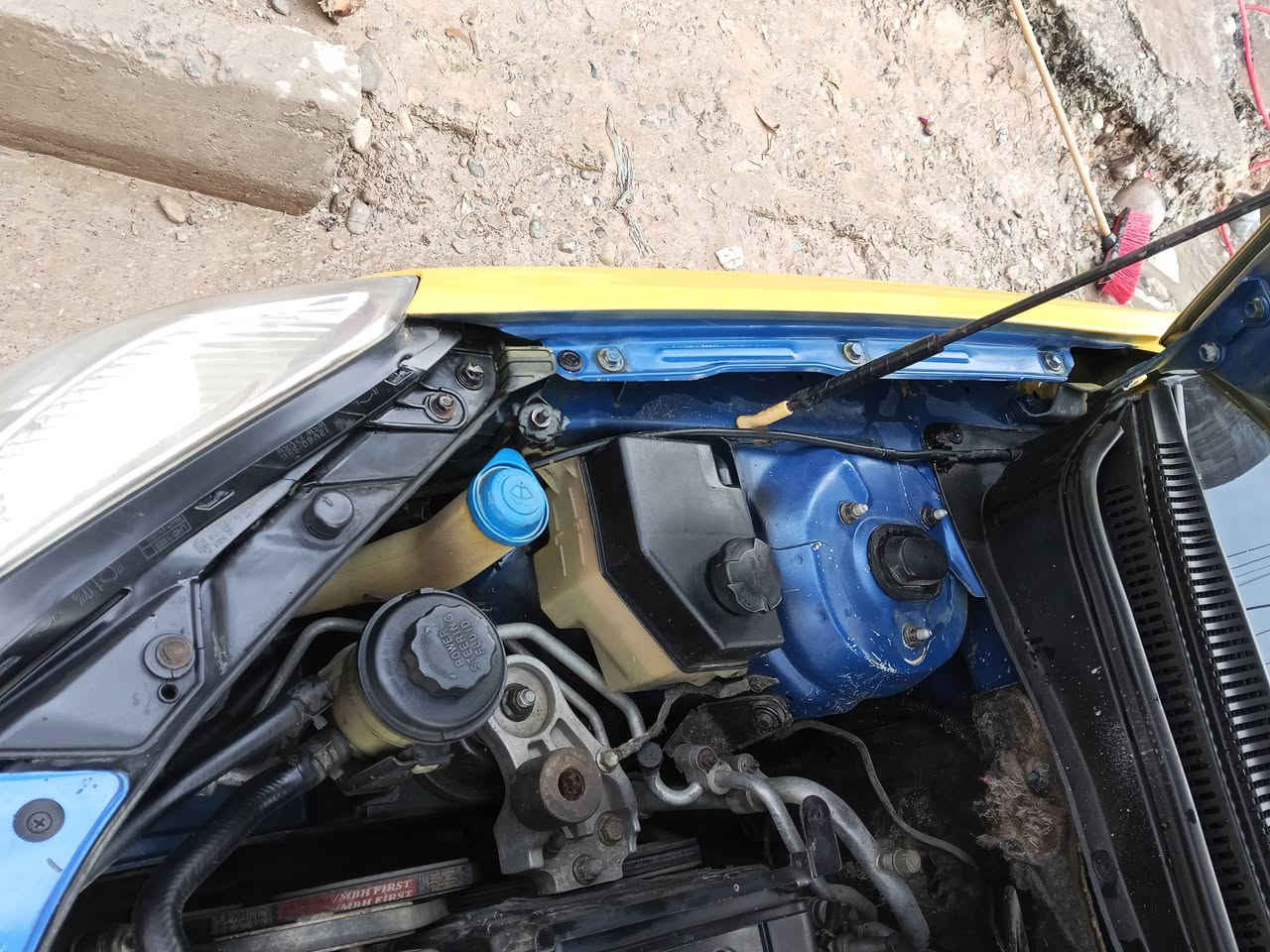 السلام عليكم للبيع كيا ريو موديل ٨ رقم نجف بأسمي مصفره هيئة وغرامات ضرر جاملغ خلفي بدون دواخل محرك كير صدر شرط تفاصيل اكثر اتصال *********** ك*********** مكان السياره موصل الهرمات
