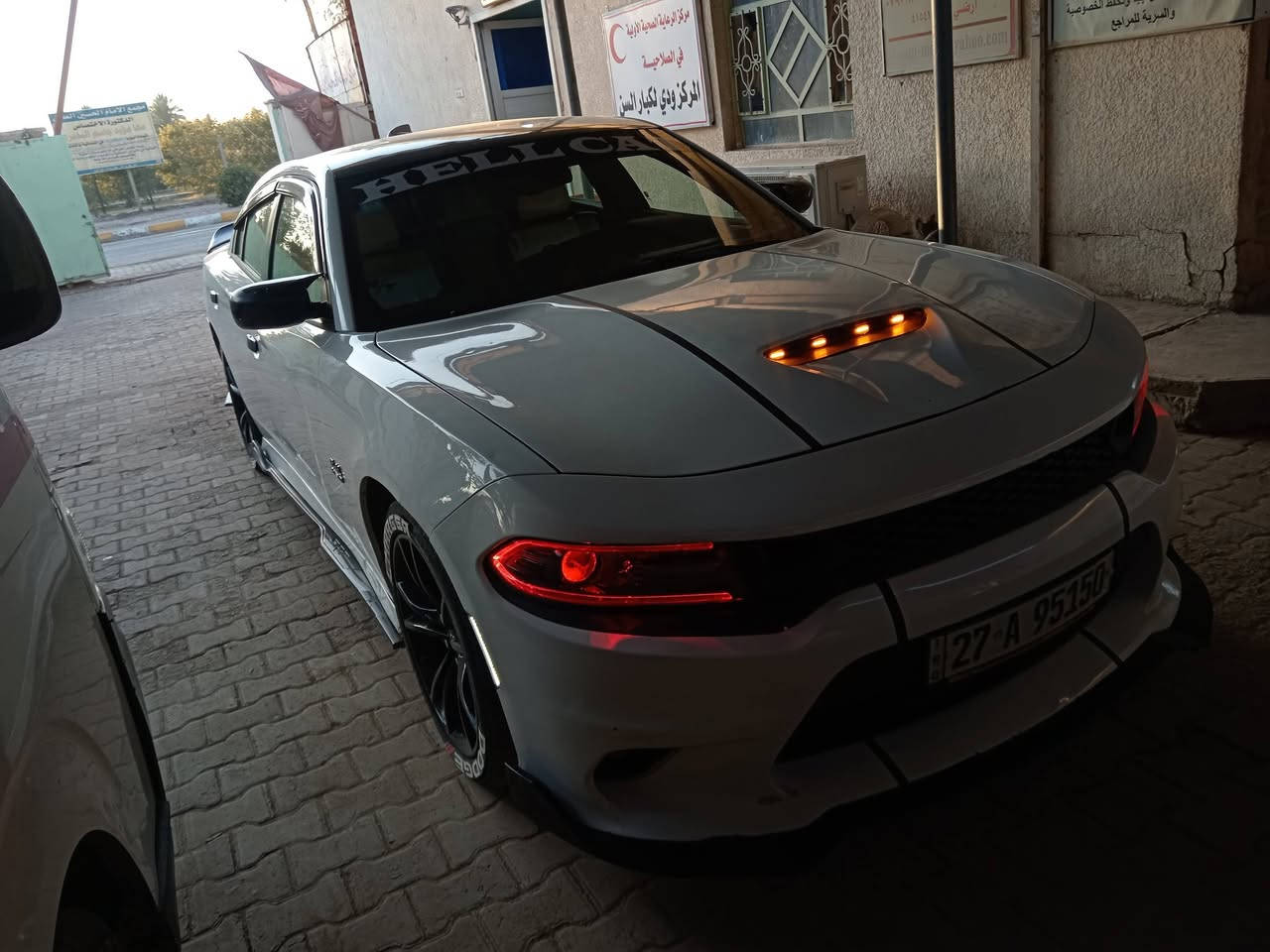 جارجر ٢٠١٦ باب سائق وجاملق خلف سايق
السياره جاهزه من كلشي نضام صوت افضل من كورسا RT اصل ١٩٠ وبيه مجال مكينه ٥٧٠٠ تبريد حداديه مكينه كير كله مكفول السياره احلى من الصوره فيس ممتواجد

***********
