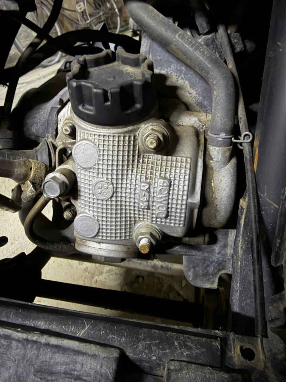 دراجه ماكس 140 كلها بلاديه برغي ممفتوح بيها بس ما عده الصالنصه فقط لحيم…
عقل رياضي ٩نمر و كابريتر جديد شدهن ثنينهن جديد…

وكفاله من ناحيه المكينه و ما شاء الله صحيح مقفوله بس ادك 120 حقيقي بوشه بلادي 

*********** مكان بغداد حي الاعلام
