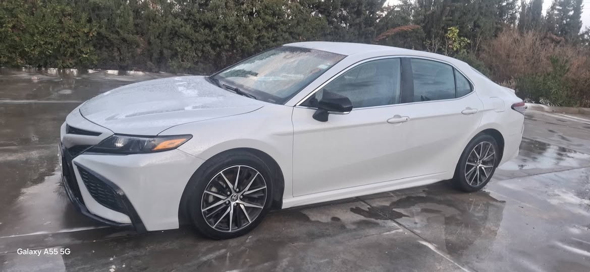 تويوتا كامرى ٢٠٢٢ 
مواسفات Se 
رەنگی سمۆکی  
پشت و پێش کەپس    ئێرباگەکانی  بیلادیە  تەنیا شانەکی تەقیە  چاملغى دواوه له گەڵ  دەرگای دواوە سبوغه 
کوشین نیو جلد
رادار 
بەردی گزۆز بەشەرت
گیر لە سوکان
سێ نیزامی لێخورین
تبرید لمس
سەنەوی نوێیە
نرخی ٢١٥ وەرەقە
بۆ پەیوەندی ***********
***********
سەیارەکە هەمو شتەکی بەشەرتە أربيل, العراق
