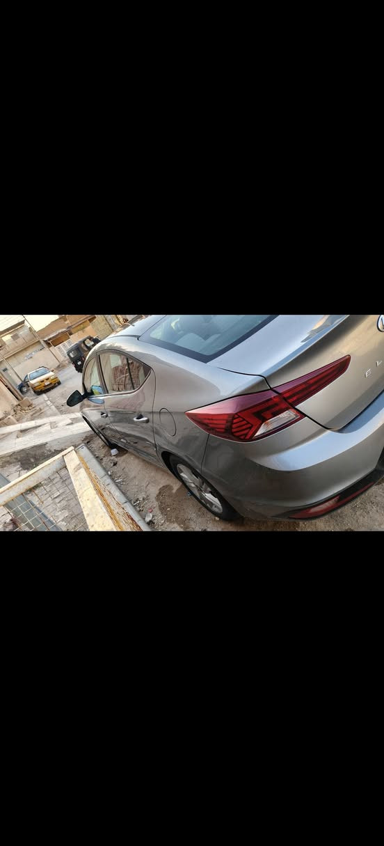اللنترا 2019 مكفوله من الضربه والصبغ والتبديل  فقط تبديل دعاميه رقم بغداد بسمي ماشيه 78 الف كير at سياره جاهزه للبيع 128 وبيها مجال (مكان السياره ميسان )للاستفسار *********** عمارة, ميسان
