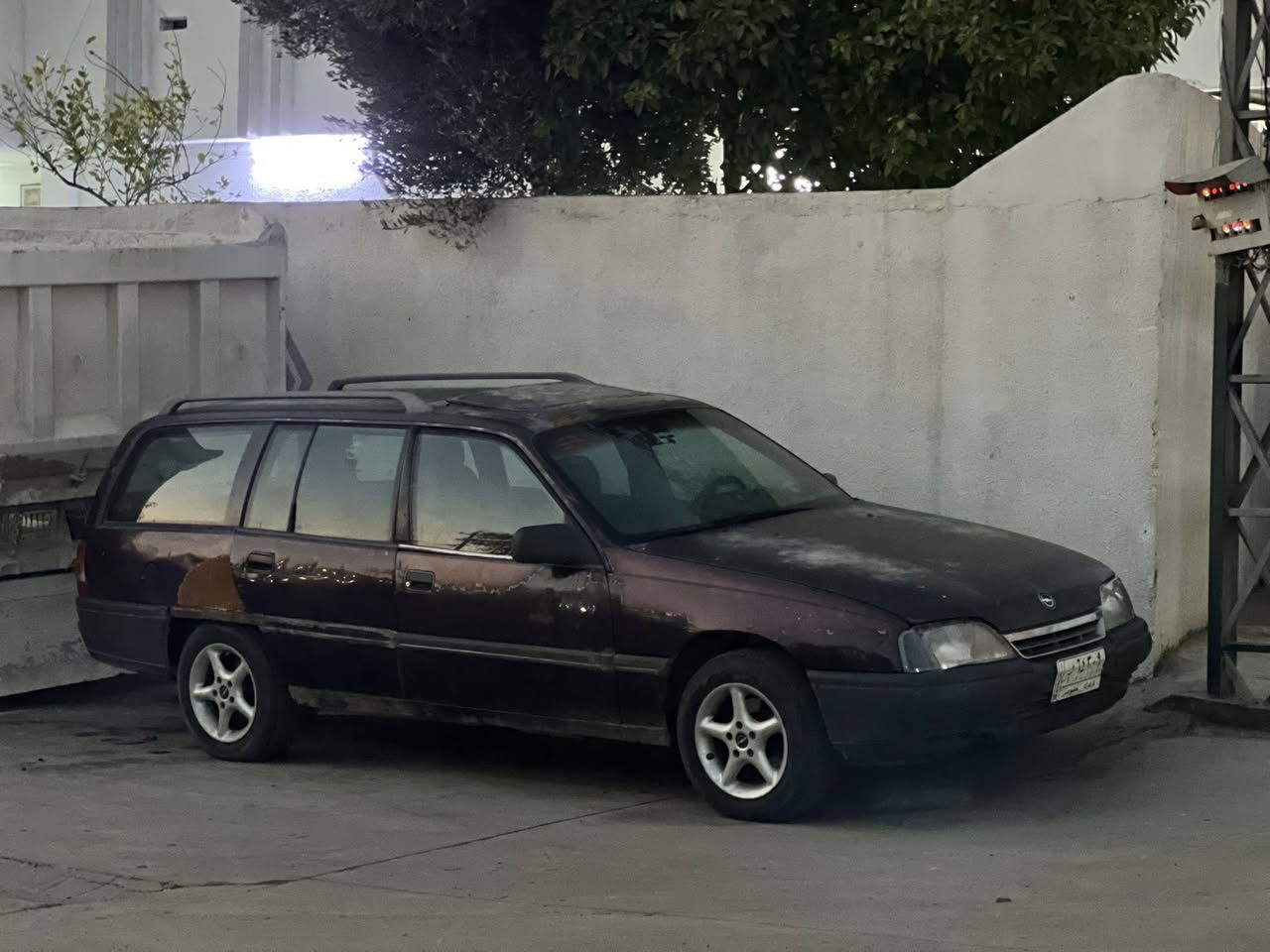 أوبل اوميكا ستيشن
موديل 1990
سلايت رقم كركوك
سنويه منتهى 2024
موجود كوبون بنزين 
حجم مكينه 30
سعر 20
***********
