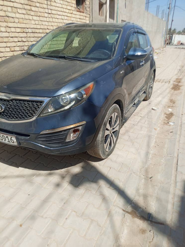 سلام عليكم كيا سبورتج 13للبيع مكينه 2400دوش فول مواصفات بنورامه قطعتين مابيهه نقص معروفه مواصفات لسبورتج ***********بغداد بسمي تحويل ثانيوم حادثهه قبق جنطه وبل عراق فقط بنيد بغداد, العراق
