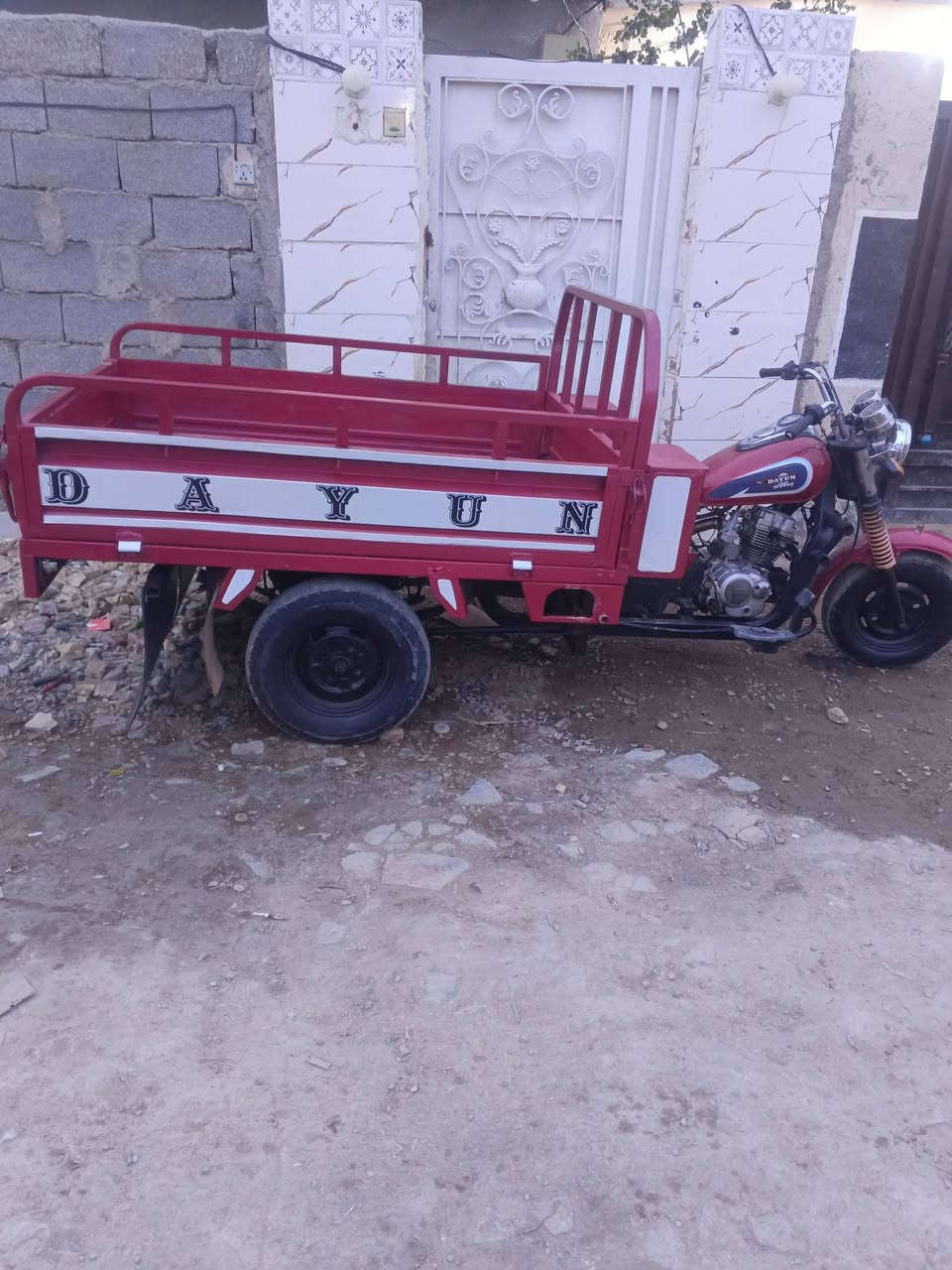 للبيع موديل 2014 اوراق كوت السعر 1200/////***********
