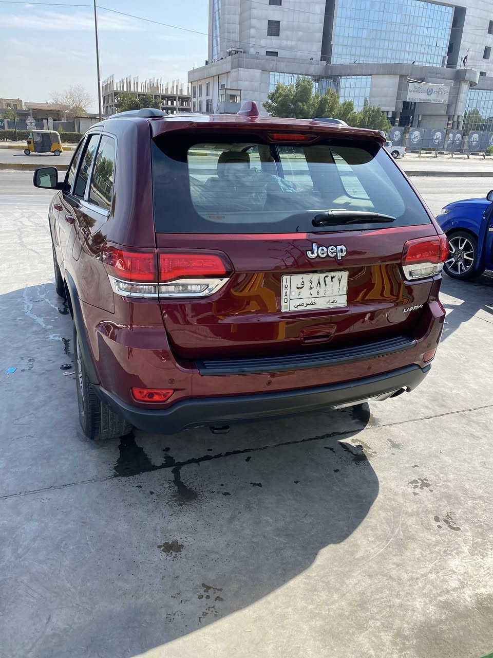 جيب كراند شيروكي لاريدو
موديل 2020 
رقم بغداد بأسمي 
السيارة وكاله خليجية
مكفوله من الصبغ   
عداد المسافه 70 الف كيلوا
مواصفات اللاريدو المعروفة 
فتحة 
كشن كهرباء 
تخم تاير جديد 

للاستفسار 
***********
