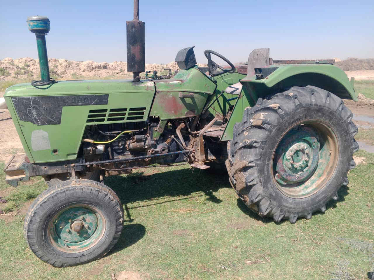 البيع مكينه سيرت موديل 2000 اوراق كفاله كير محرك كشر جاهزه العمل مكان واسط السعر6ونص  ***********
