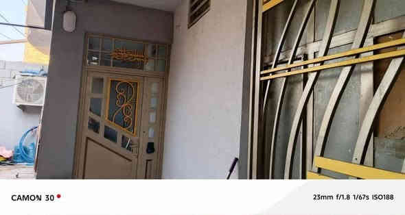 يالله 
دار مساحه 165 متر 
طابو زراعي سند ٢٥ 
طابق واحد يحتوي على 2
غرف نوم وصاله واستقبال 
ومجمع صحيات ومطبخ 
مع كافه الخدمات 
العنوان دور الحجر خلف ملعب الهنديه 
عل سنيه تبليط 
السعر ٩٠ مع المجال البسيط 
الاستفسار ***********
