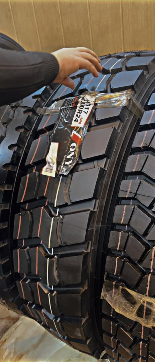 ⚠️بيع جملة + مفرد 

وصول اطارات ماركة اونكس 
قياسات : 
🔵1200/24 22 طبقة نقشة 826 حجري كبير 
🔵1200/24 22 طبقة نقشة 329 حجري صغير 
🔵1200/24 22 طبقة نقشة 317 حجري وسط 

🔵315/80/22.5 20 طبقة نقشة ناعم وزن ثقيل
🔵385/65/22.5 20 طبقة نقشة ناعم حرفش وزن ثقيل

مستعدون تجهيز المحلات التجارية والموسسات الحكومية والاهلية


**إذا كنت صاحب هذا الإعلان وتريد حذفه لأي سبب، رجاءا أرسل رسالة إلى الدعم الفني**