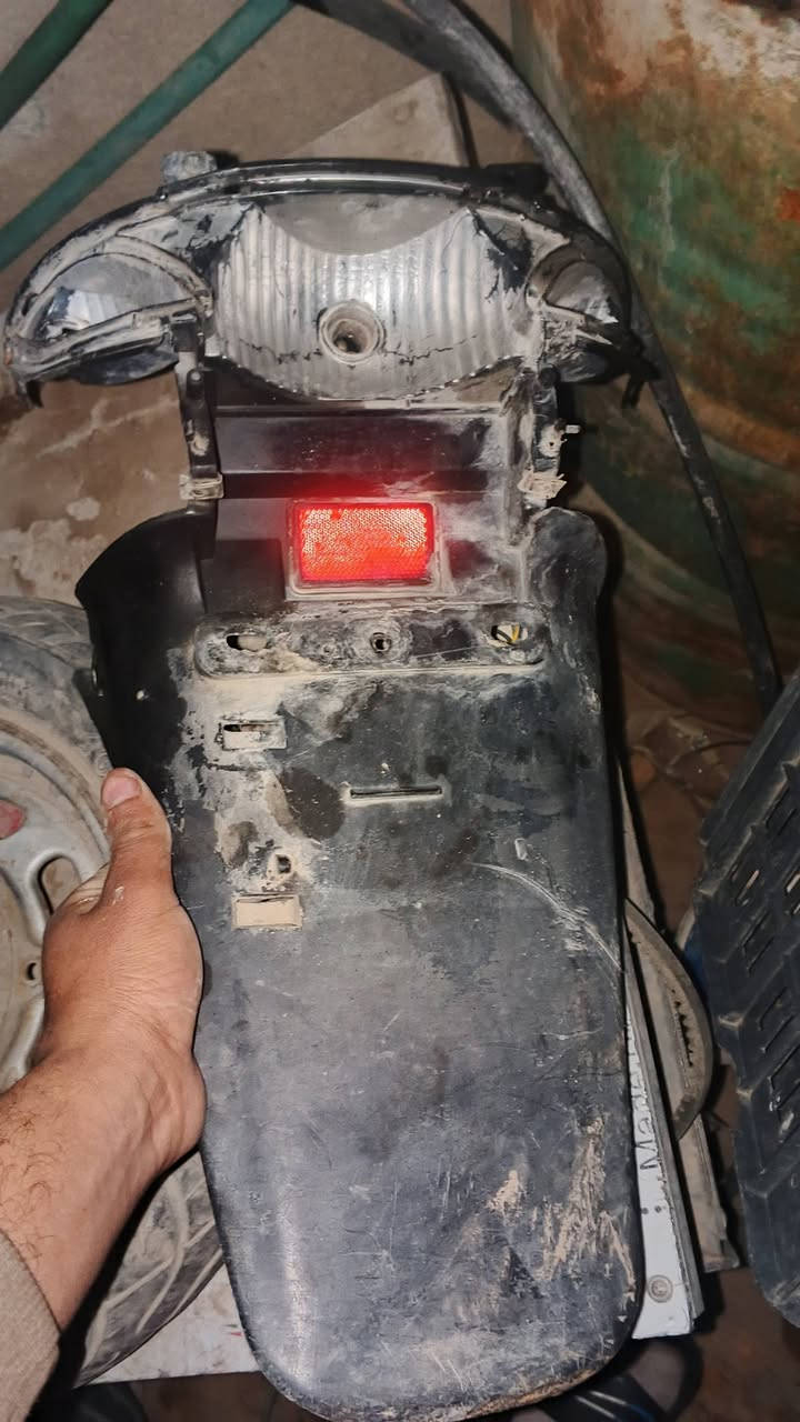 مكينه ساطره 50
كشن  ب10
كفرات 25
ذيل كامل 5
مكاني نجف 
***********
