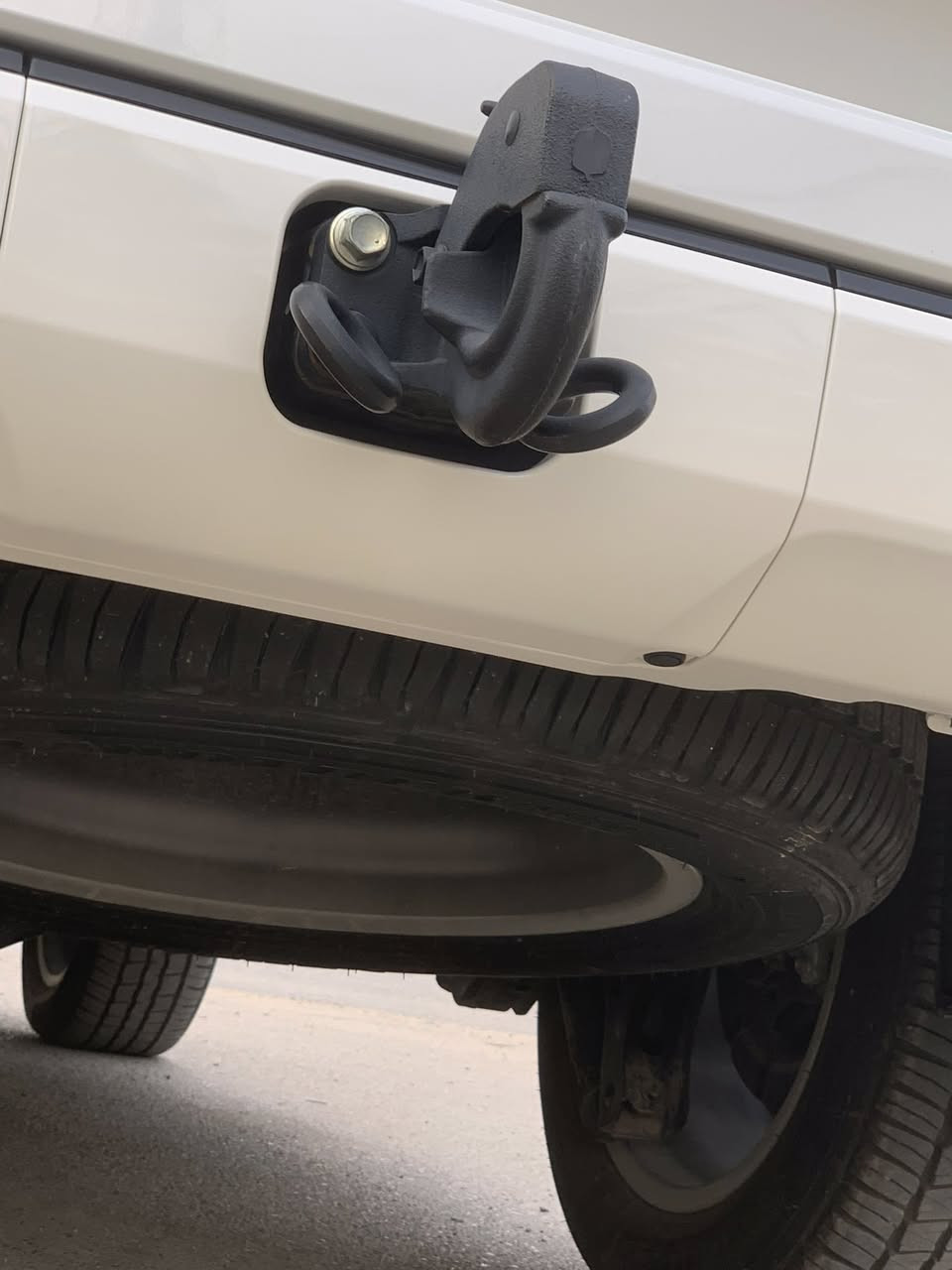 للبيع لاندكروز ‏ضمان شركة ساز موديل ٢٤                           كفاله عامه رقم بغداد سعر 7$ ***********
