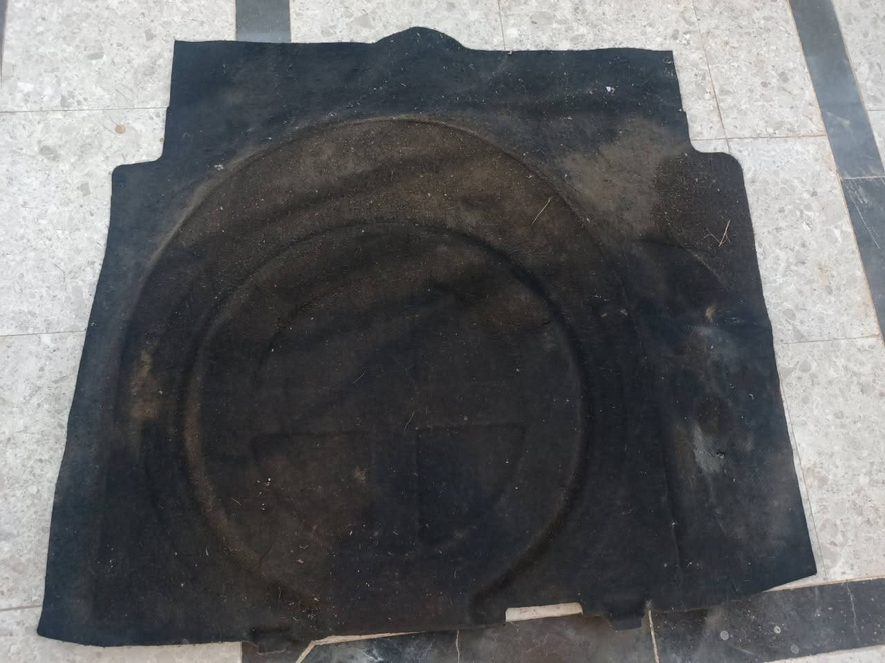 غراض سيراتو للبيع 
زوج تايرات جدد 
سبير 
غطه دشبول جديد 
غطه جنطه 
شوته جديده 
واقيات شمس جدد
تخم برد كامل 
كلهن ب100 قفل 
***********
