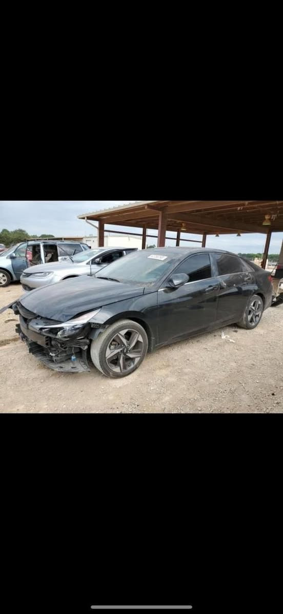 السلام عليكم ‼️‼️                                            النترا موديل ٢٢ لمتددد اعلى فئه ضربتها حلوه                                       محتاج وارد ابيعها بيها مشكله بل كلجات مال الكير وعليها غرامه ١٢ ورقه قيم بليرضي الله واخذها باسمي تحويل ثاني يوم   هذا رقمي الاستفسار ***********
