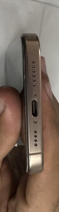 آيفون ١٦ برو ماكس • ٢٥٦ • زعفرانية