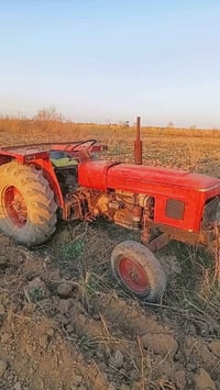 مكينه عنتر للبيع ،،محرك ماينقص استيرن باور ،،،شغاله نكره سلف  خير من ا...