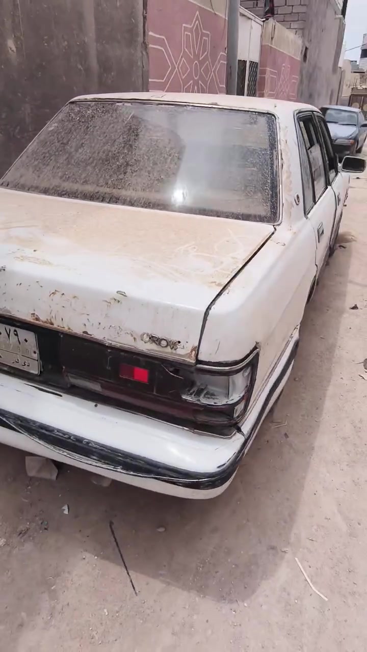 سلام عليكم سياره سيدان للبيع رقم ذي قار مشروع وطني تحويل ثاني يوم راعيها بالبصره مكان بالبصره مديل 91 مكفوله كص ونغل مكينه وكير كرتون حداده جديده عوزها كهربائيات بسيطه وفلس مزروف تخر ماي بيع مستعجل سعر 21 اتصل ***********
