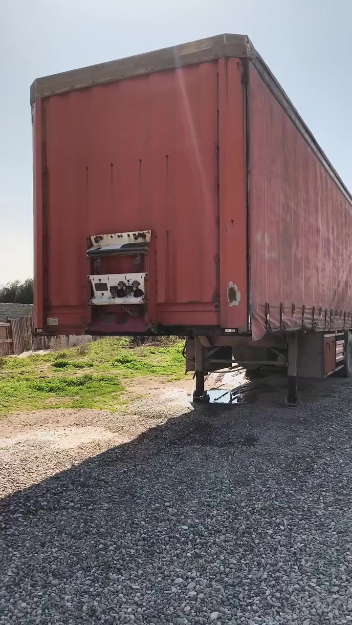 للبيع و الايجار
عربانه چادر مسرحي كرون 
فصل و ربط اربيل
عنوان اربيل خبات
***********
