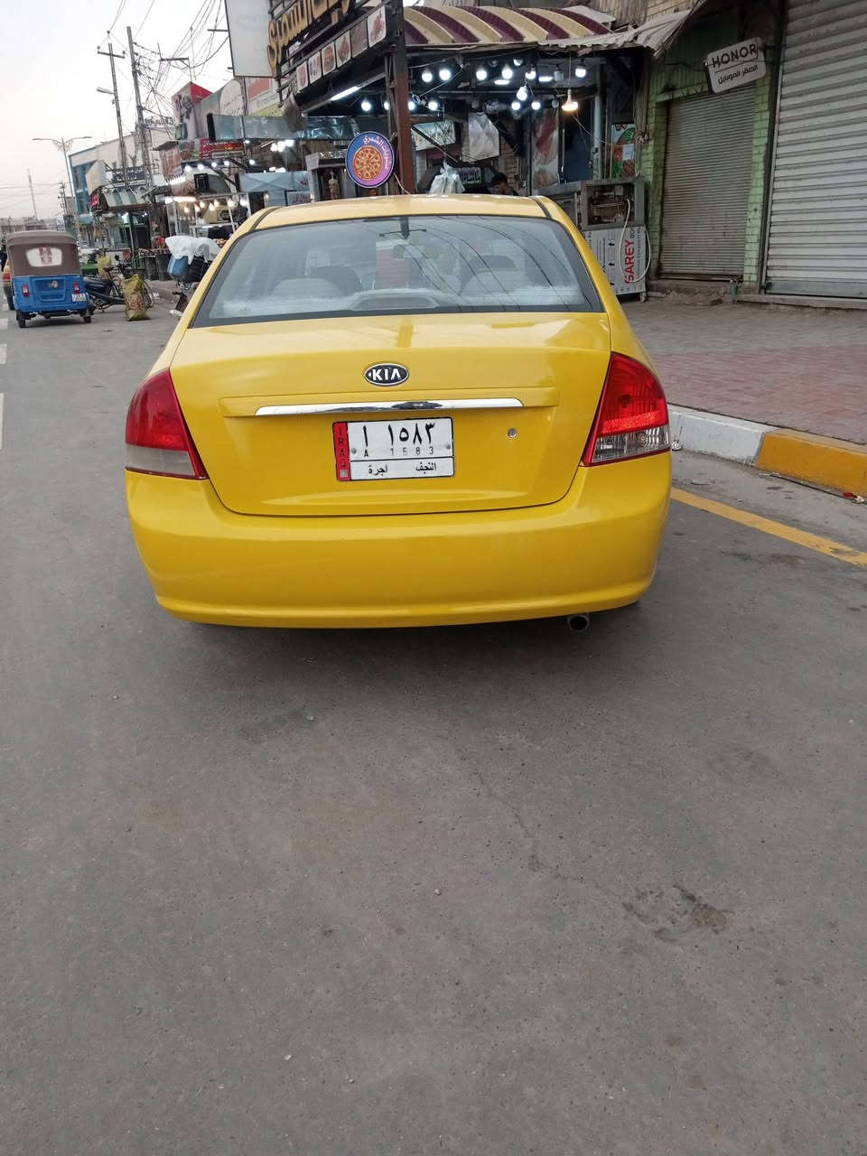 سلام عليكم كيه اسبكتره موديل 8 سيارة وارد امريكي مكينة كير تريد جديد بسمي للبيع سعره  82 عنوان كربلاء *********** صبغ جديد فرن
