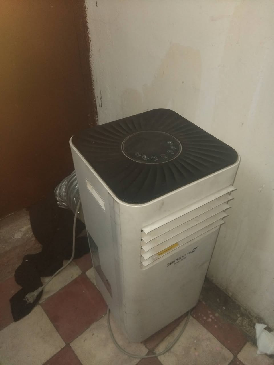 شارع فلسطين شارع الخيمه
***********
سعر 250
