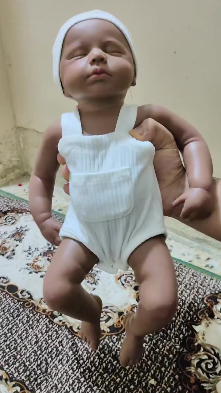 طلعتلي هاي العابة جلاتين وية الغراض التفيدة ايراسلني خاص على هاذة الرقن ***********
