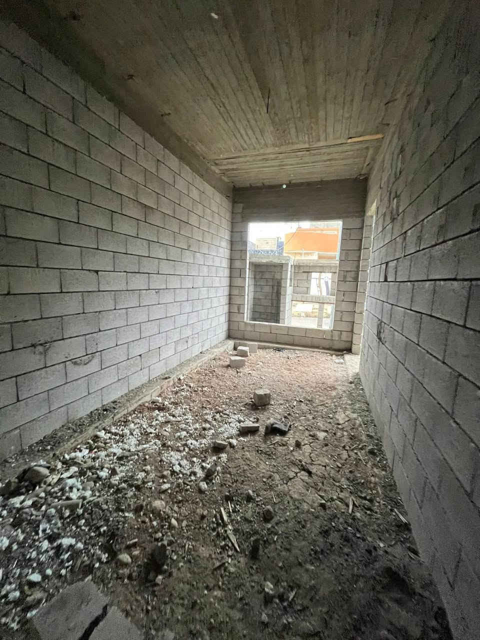 السلام عليكم ورحمة الله وبركاته #مكتب_الغوالي

هيكل للبيع في حي السماح الاركان على شارع 15

🔹 المساحة : 125م ، الواجهة : 6 وربع ، العمق : 20

🔹 سند طابو ملك صرف شرط التحويل وقرار التمليك

🔹 موقع مميز قريب بالكامل من كافة الخدمات 

🔹 خدمات متوفره بالكامل ( ماء ، كهرباء ، تبليط )

يتكون من طابقين يحتوي على -

ط1 : كراج ، استقبال ، هول ، مطبخ ، غرفة نوم ، صحيات

ط2 : غرفتين نوم ، هول ، صحيات ، سطح ناصي

للاستفسار اكثر مراجعة #مكتب_الغوالي الكائن في حي السماح الاركان قرب مدرسة السماح الابتدائية وقرب مول القمة على شارع 20 او الاتصال على الارقام التالية -

***********

***********
