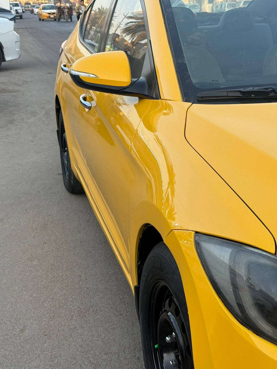 النتره 2018 خليجي ضرر تبدلي صندوق السياره نضيفه وصاحبه ما متشغل بيهة سياره بيت دوش مكينه 2000  السعر 120 ورقه مكلف بنشر بس على هاذ الرقم او واتساب ***********
