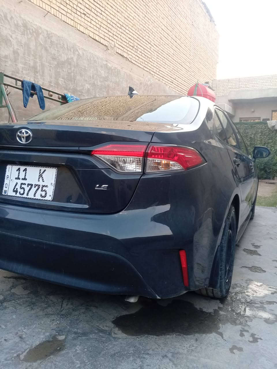 السلام عليكم كورلا وارد امريكي ترقيم جديد بغداد 
موديل  2024 ماشية 3 ميل يعني زيرو
حادثهة كما موضح بصور + سونار موجود
 بدون تبديل مكاني بل مشتل

موصفاتهة 
داخل لونين
سايد بريك دكمة
اوتو هولد 
رادار امامي توقف ذاتي 
رادار بلمري 
قيادة ذاتية وبعد بيهة مواصفات المعروفة 
السعر 155وبي مجال
للاستفسار الاتصال ع الرقم ***********
