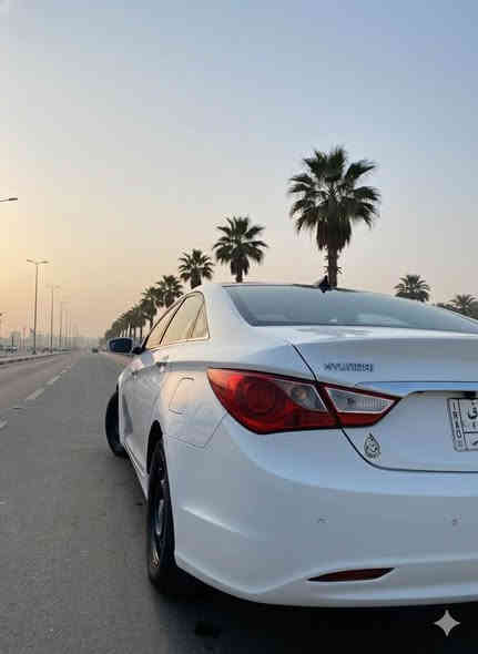 للبيع سوناتا 2011 خليجي 
فول مواصفات 1/1معروفه
محرك 2400 دوش 
كشنات جلد
كشن كهرباء
اشاير  مري
مري شفط
حساسات خلفي
تشغيل بصمه
ابواب بصمه
بك لايت ليد
بنوراما
وبعد بيها مواصفات
بك لايتات خلفي ليد
تبريد ثلج قطعتين امامي خلفي
تدفئة كشنات
صدر كير مكينه كفالة 
ادامة كاملة كل منظومه ماء وتبريد كلة جديد مي اخضر زيتي راديترات مراوح جدد تنقيص مي انساه 
رقم بغداد مشروع وطني باسمي سنوية لغاية 2028
مصبوغة حزام وصور قبل الصبغ موجودة واكو نواقص بسيطة بسيارة 
سونار  موجود
السياره في بغداد زيونة 
***********
108  ورقة سعرها بغداد
