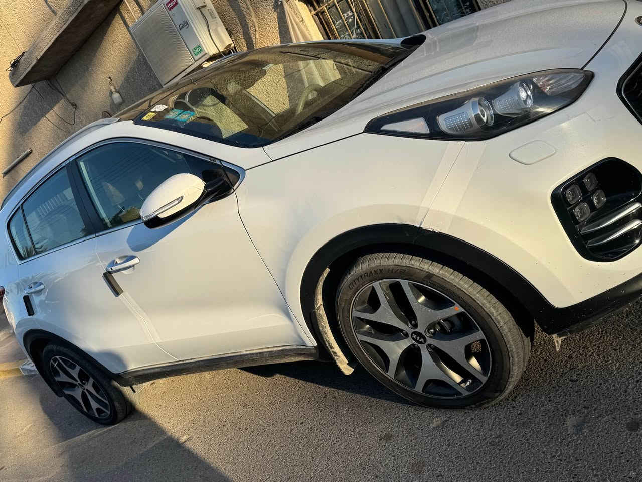 سبورتج ٢٠١٩جيتي لاين فول لفول رقم بغداد بسمي هزه وسنويه جدد ماشية ٦١ الف حقيقي بيها ملاحضات بسيطه بيها ٣ رصعات ساحبهن بيدي ار مكاني بغداد تقاطع المصفى السعر ١٩٨ وبيها مجال جداً بسيط للستفسار *********** بغداد, العراق
