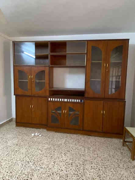 السلام عليكم معرض خشب حطاطه خشب تكمه قطعتين نضيف جدا القطعه الجوه ترهم بوفي مكان سكك الحقلانيه للإستفسار ***********
