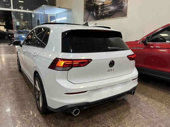 VOLKSWAGEN GOLF GTI AUTOBAHN 

موديل: 2024
وارد: امريكي
رؤيشتن: 3,000مايل
نرخ: 24,800$
مؤبايل📞: ***********
***********
ناونيشان:هةولير _معرض هاشم للسيارات 
شةقامي ١٠٠م بةرامبةر دائيرةي گمرگ سيارات

‏HASHM_FOR_CARS___هاشم للسيارات 

موديل: 2024
وارد: امريكي
ماشي: 3,000مايل
السعر: 24,800$
تلفون📞: ***********
***********
العنوان:اربيل _معرض هاشم للسيارات 
شارع ١٠٠م مقابل دائرة كمرك سيارات 

‏HASHM_FOR_CARS___هاشم للسيارات
