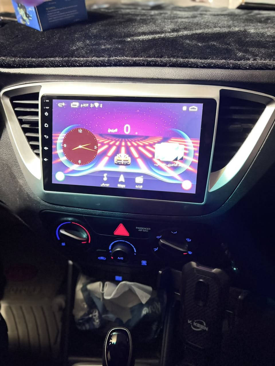 سلام عليكم 
للبيع شاشة تاب اندرويد فول مواصفات اب كار بلي مال اكسنت ٢٠١٩ جديدة مع الكامرة سعة الخزن 32 كيكة يتويتوب بلوتوث وبيه العطر ماله وحتى اريل بس تفتح وتشد وبيه هواي مواصفات  
السعر ١٣٠ الف اتصال ☎️ ***********
