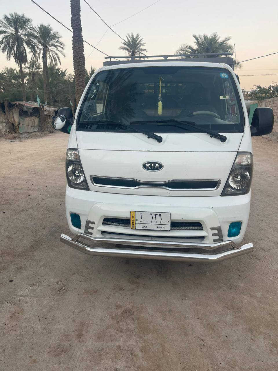 كيه فحل 2013 كفاله من الضربه سياره جاهزه تحويره  14 مكانه ناصريه سوق الشيوخ  السعر 115  رقم الموبايل ***********
