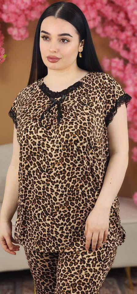 #ذوقك العالي يبان من هنا 💎
توفر برمودا ،قماش فانيلة فول ليكرا،قياسات اكس لارج اكسين لارج ،تلبس لل 85 ،نمري فقط .
سعر الدرزن 49  سعر القطعة 5 #تجهيز جملة فقط وبأنسب الاسعار ✅ #يتوفر توصيل جميع محافظات العراق 🚛 لتواصل دايركت 📩


**إذا كنت صاحب هذا الإعلان وتريد حذفه لأي سبب، رجاءا أرسل رسالة إلى الدعم الفني**