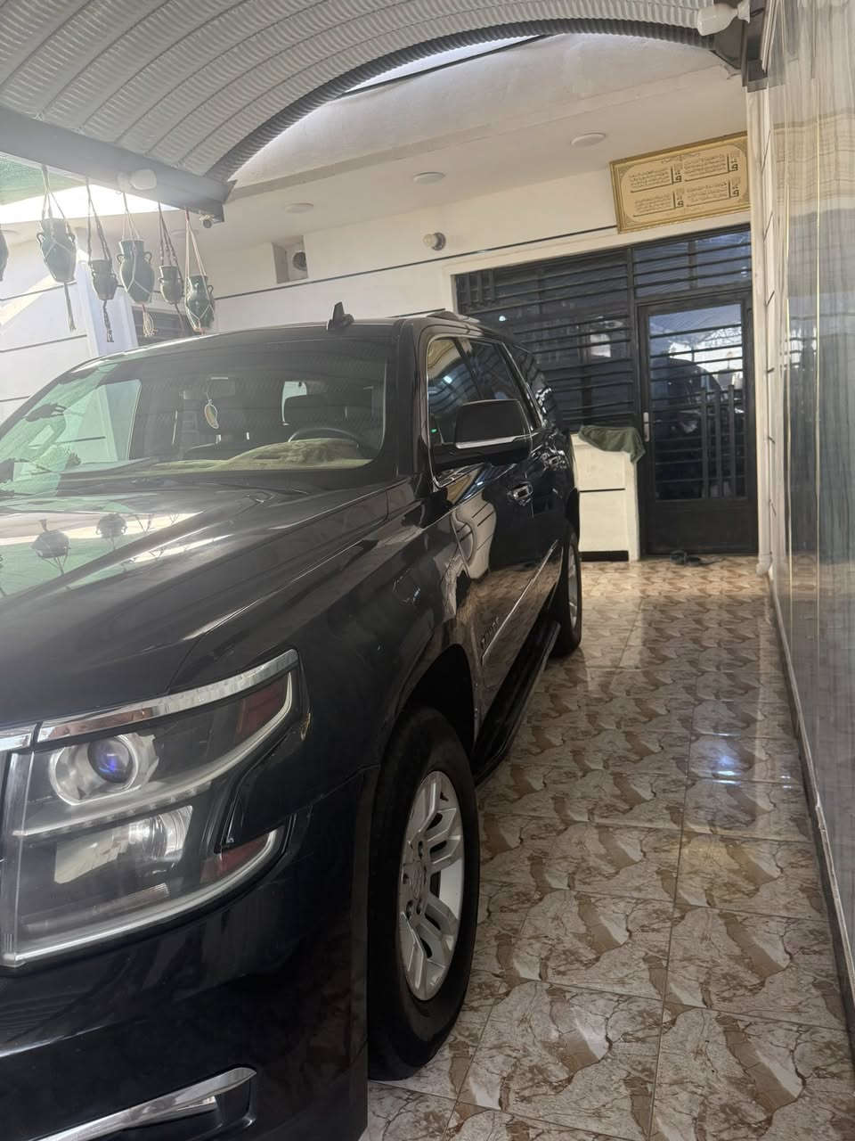 سلام وعليكم تاهو البيع امريكيه مديل 16 بغداد بسمي بيه جملغ خلفي وهاذ الناشره وبيه سونار الشراي ينتصل ويدلل***********
