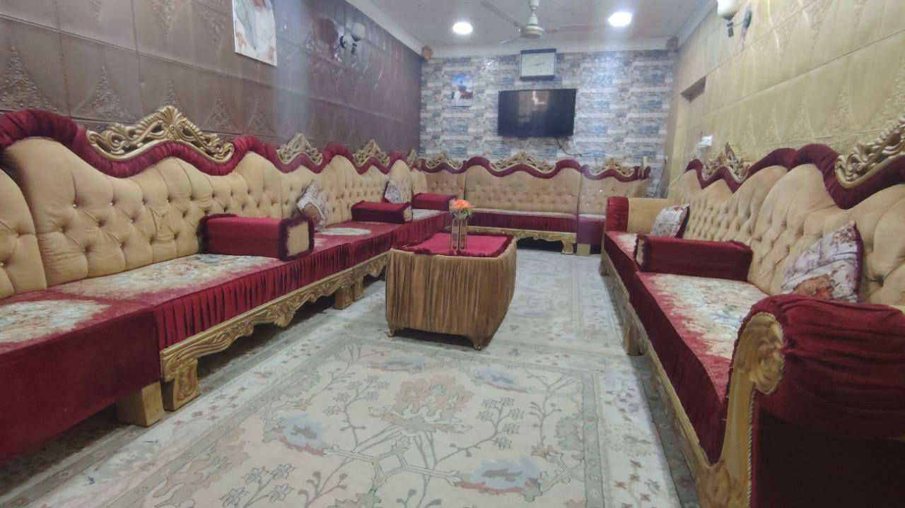 ديوان 20 مقعد تفصال نظيف جدا تكمه السعر 850 العنوان الاسكندريه الاسكان للاستفسار يرجى مراسله الصفحه او الاتصال على الرقم *********** يوجد واتساب
