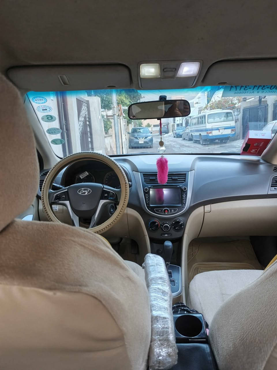 سياره اكسنت خليجي موديل 2013 كلين سنويه وهزه جديده باسمي سعر 112ورقه وبيها مجال بسيط تبريد تدفئه شغال شرط التحويل شراي اتصل ع هذا الرقم *********** كركوك, العراق
