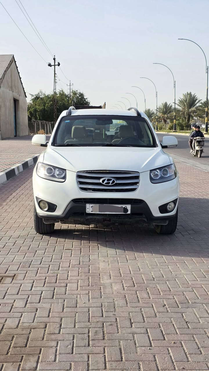 هونداي سنتافي 2012 خليجيه شركه عامه
محرك 6 سلندر 7 راكب
رقم بابل الدولي بأسمي سنويه وهزه وارقام كله جديد
سياره حلوه وجاهزه وترايها حلو
بيها صبغ جاملغ امامي جهه السايق ودور الجاملغ الخلفي جهه الصدر والباقي مكفول
السعر 138 وبيها مجال بسيط
للاستفسار ***********
مكان السياره كربلاء 
غير متواجد على النت
