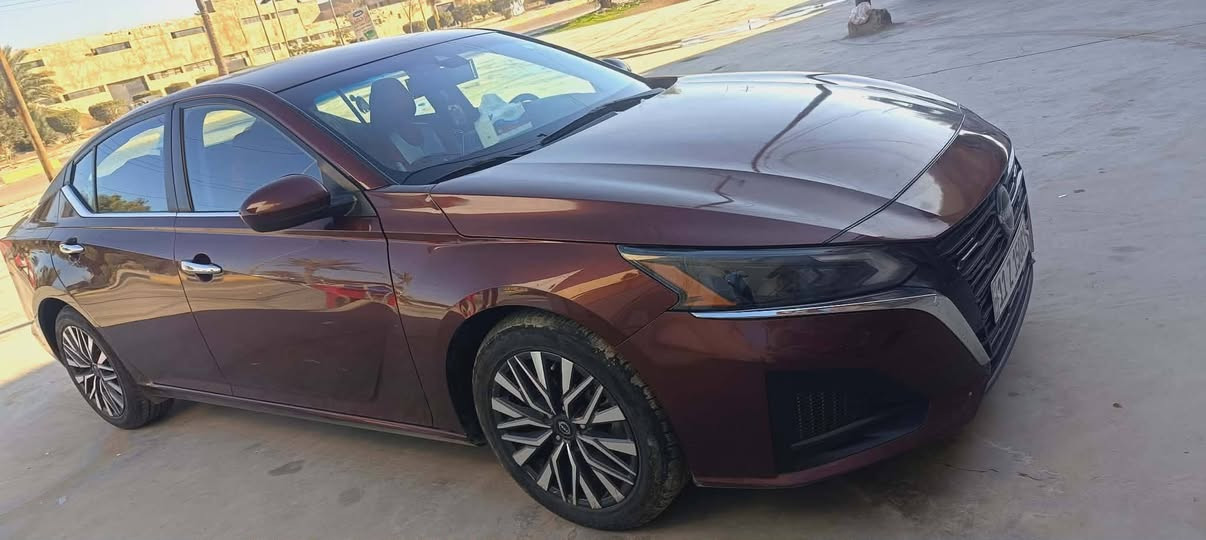 السلام عليكم ايلتيما فئة sv موديل 23 جاملغ يسرى وبنيد مبدل ماشيه 86 الف رقم بغداد سياره جاهزه بصمه تشغيل عن بعد بوب بصمات وباقي المولصفات معروفه مكينه 2500 سياره خير من الله لون كرزي ،، السعر 160 وبيها مجال لشراي
رقم الهاتف ***********
