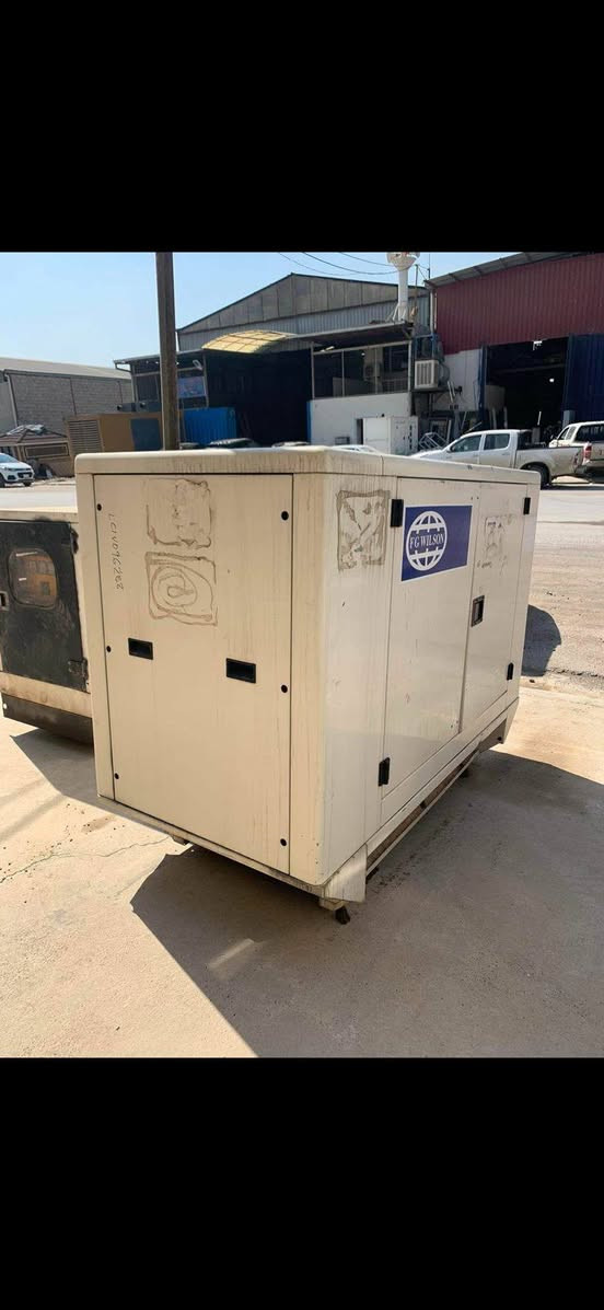 السلام عليكم .مولد بيركنز ٣٣ كي في نظيف جدا بلادي  للبيع .***********
