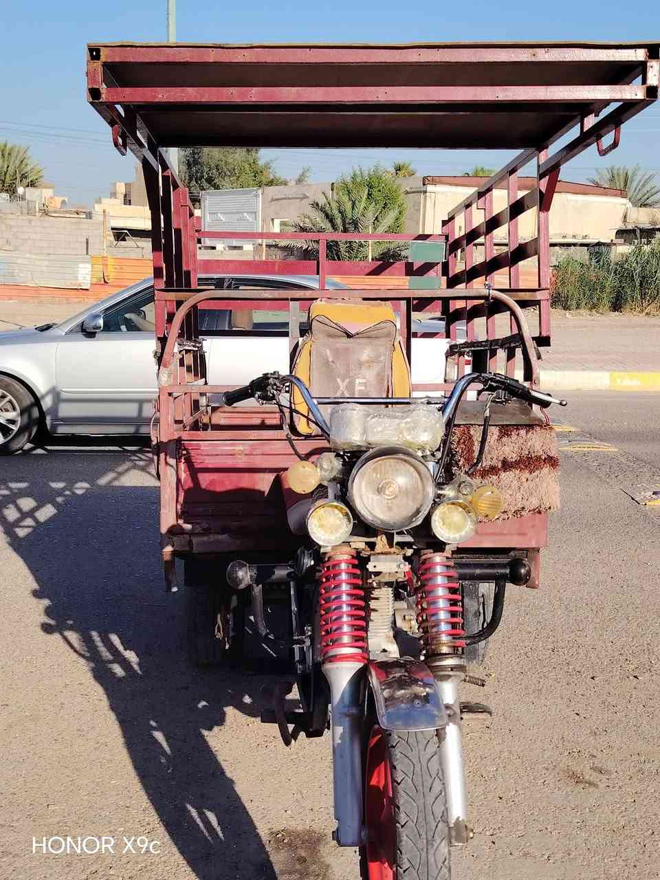 السلام عليكم هاي طرطوره ام الطير السعر مليون و200 وبيها مجال رقم ***********
