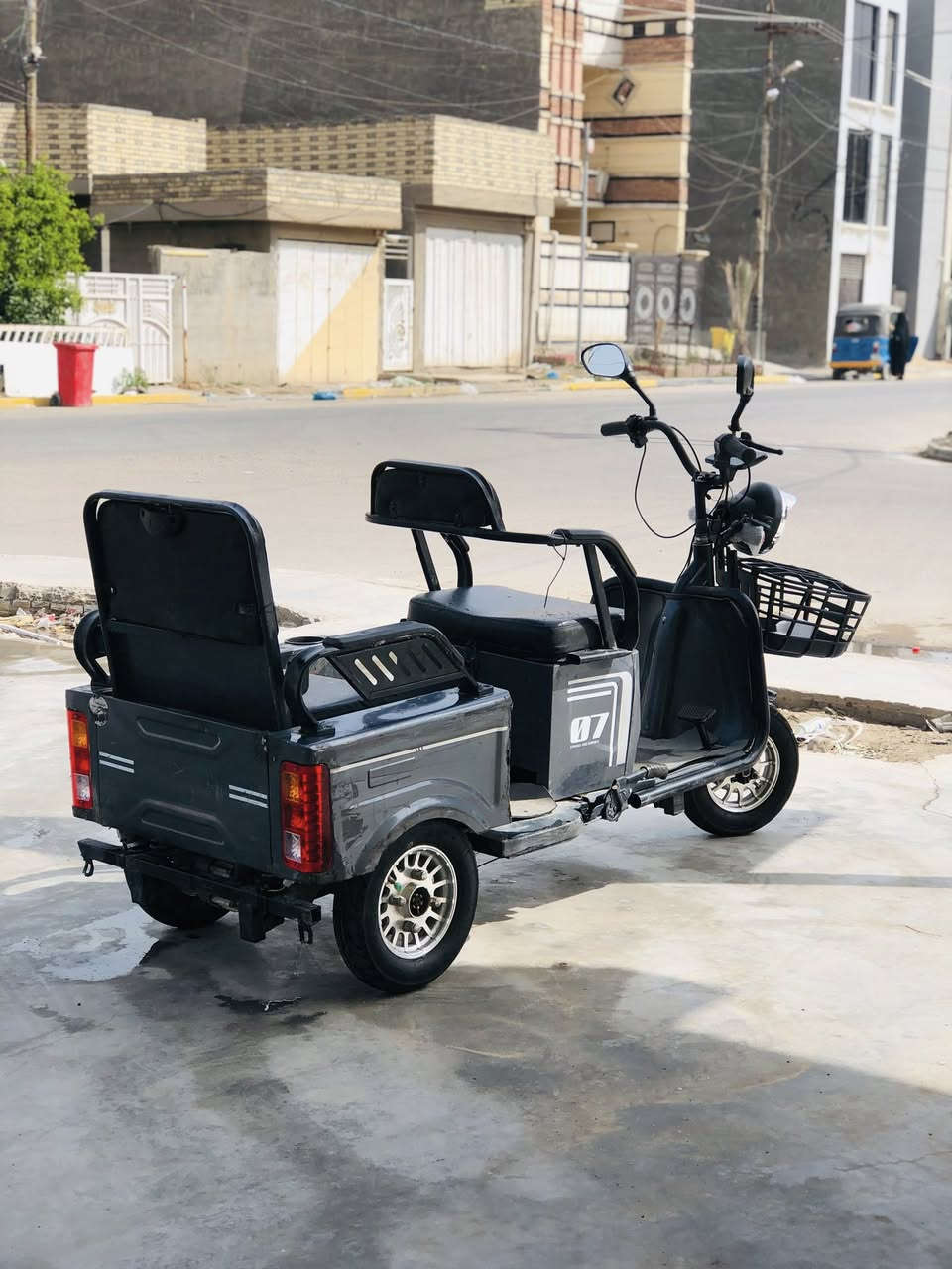 سلام عليكم
500 قفل ربع متنزل
5 باتريات تمشيك 30 كيلو
دراجه جانت مدعومه وصلحت 
مكاني غزاليه

‭0787 075 9296‬
