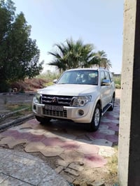 باجيرو 2013 مكفوله كفاله  عامه رقم بغداد بسمي السعر 160 وبيها مجال ‏‪0...